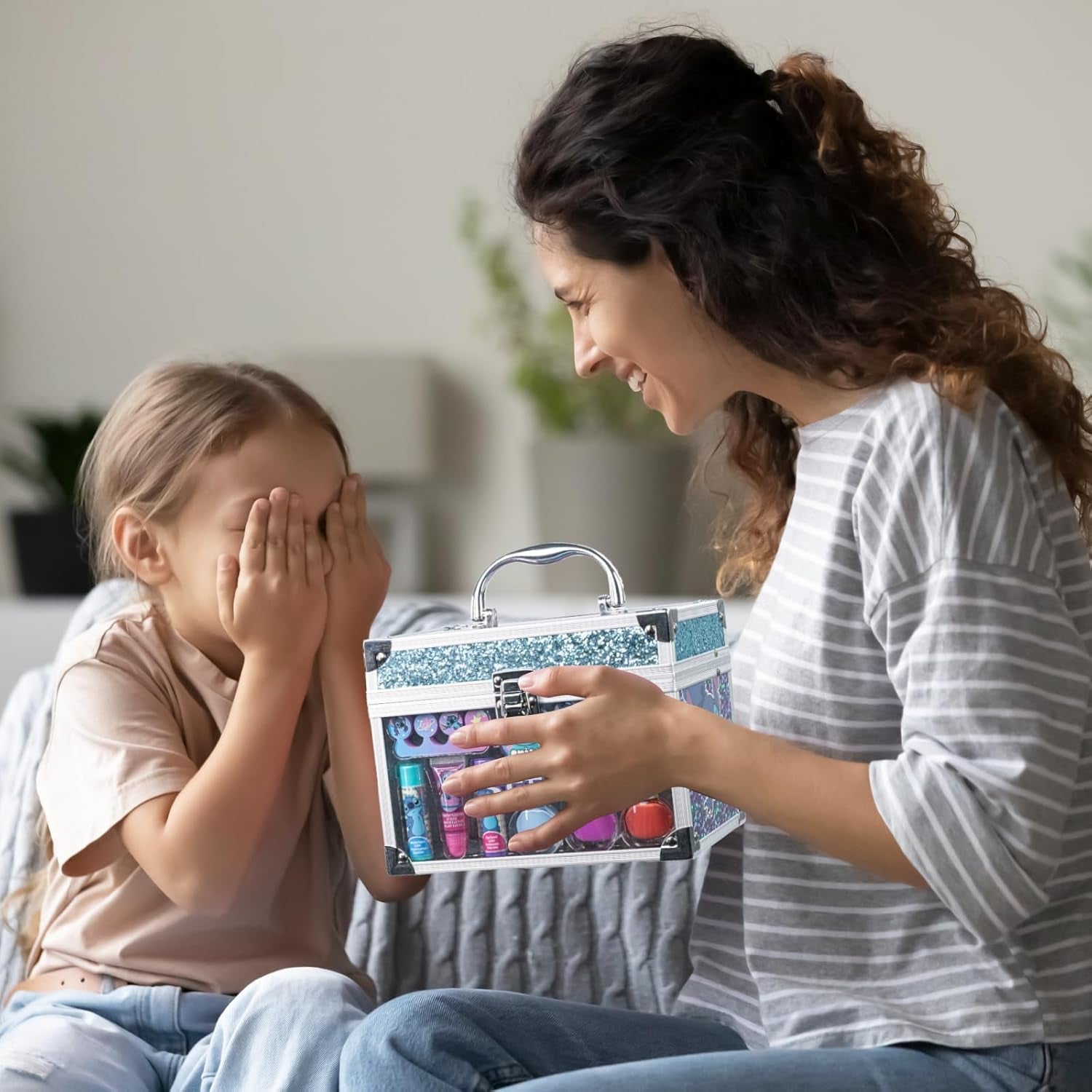 Heavenly Gadget  Stitch Stitch Play Makeup Kit – Washable &amp; Safe for Kids (Ages 3+)